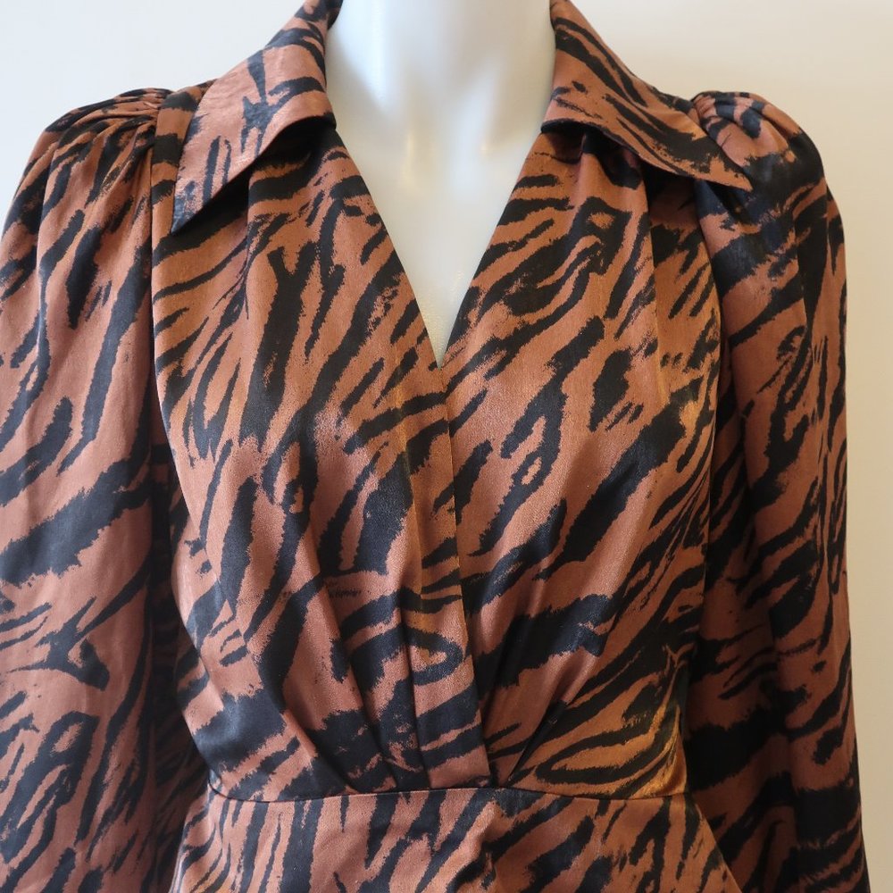 Ronny Kobo Collection Brown and Black Blouse - Picture 4 of 16